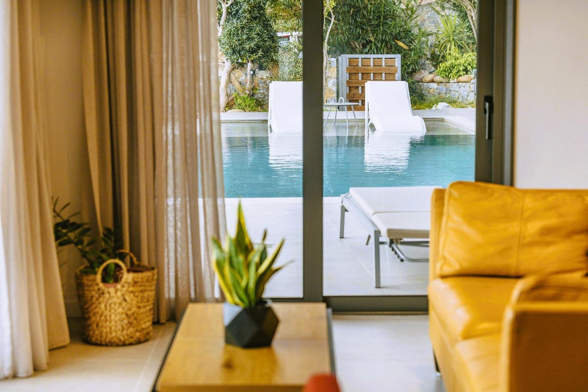 Anemos Luxury Villas Родакинон Екстериор снимка