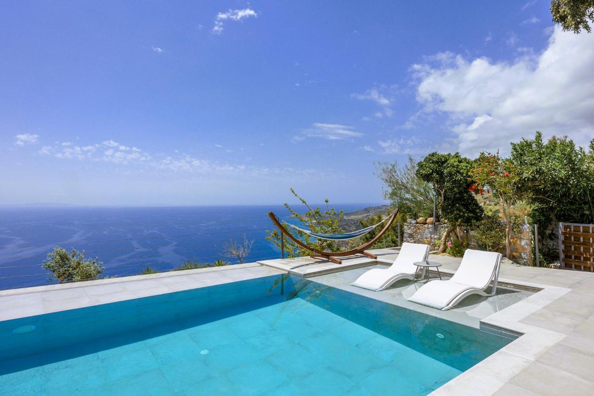 Anemos Luxury Villas Родакинон Екстериор снимка